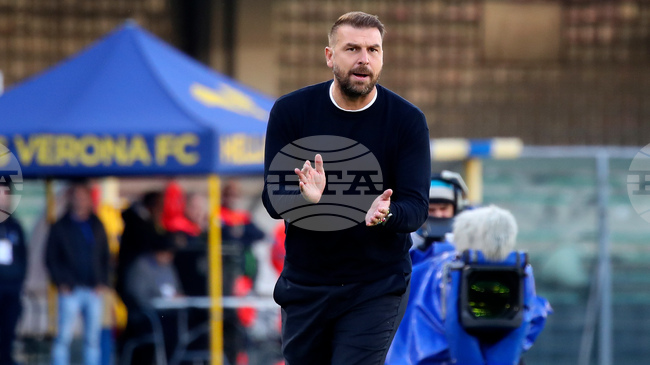 Италианският Верона уволни старши треньора Паоло Дзанети
