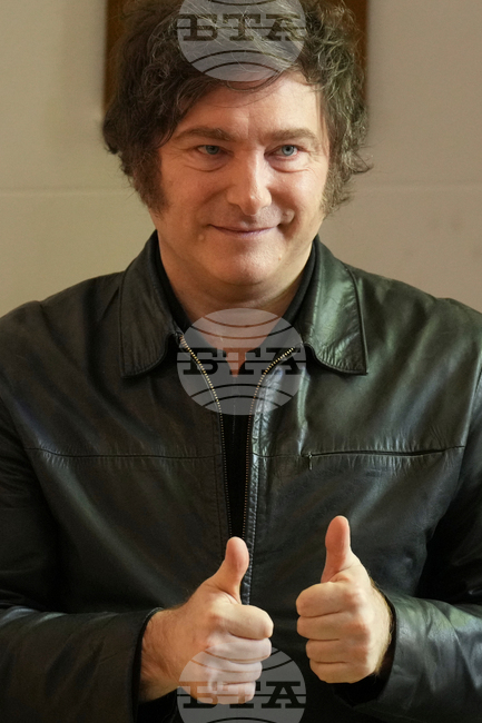 Милей постигна голяма победа на изборите по средата на мандата