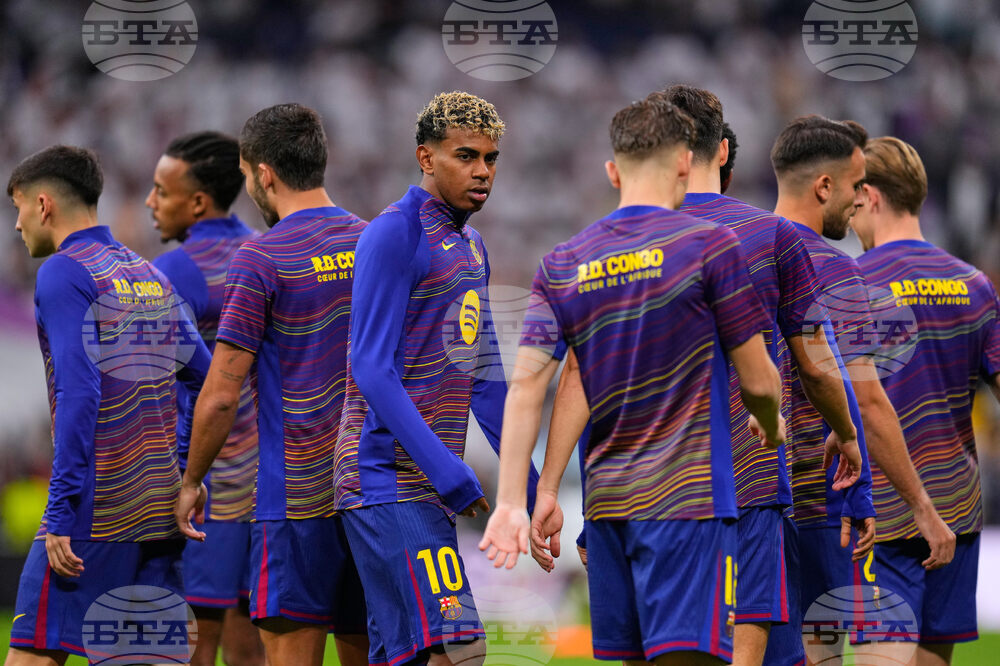 Барселона иска да задържи младия си халф Хуан Ернандес