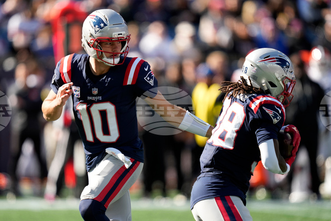 Browns Patriots Football