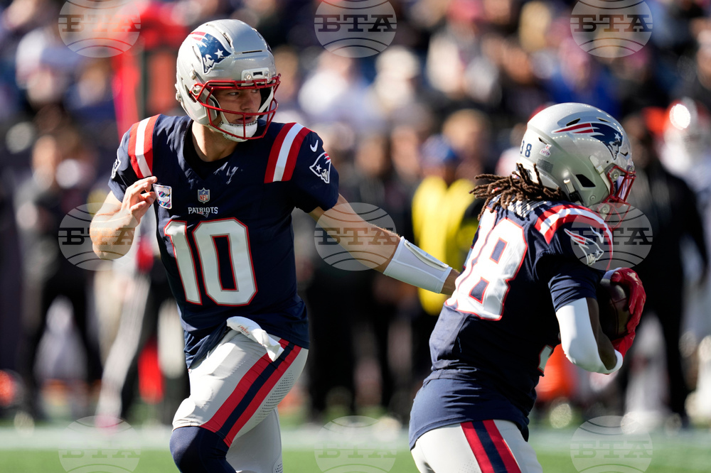 Browns Patriots Football