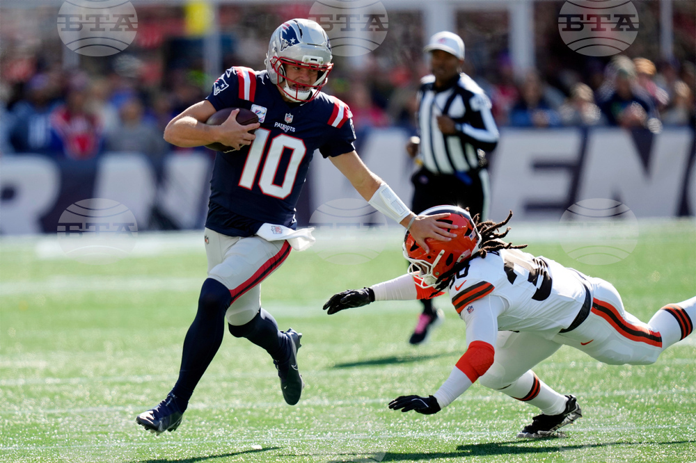 Browns Patriots Football