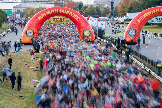 APTOPIX MarineCorpsMarathon