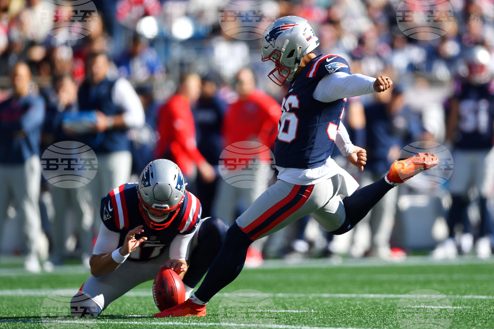 Browns Patriots Football