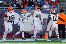 Browns Patriots Football