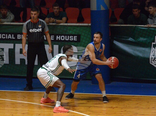 Черно море Тича записа трета победа в НБЛ