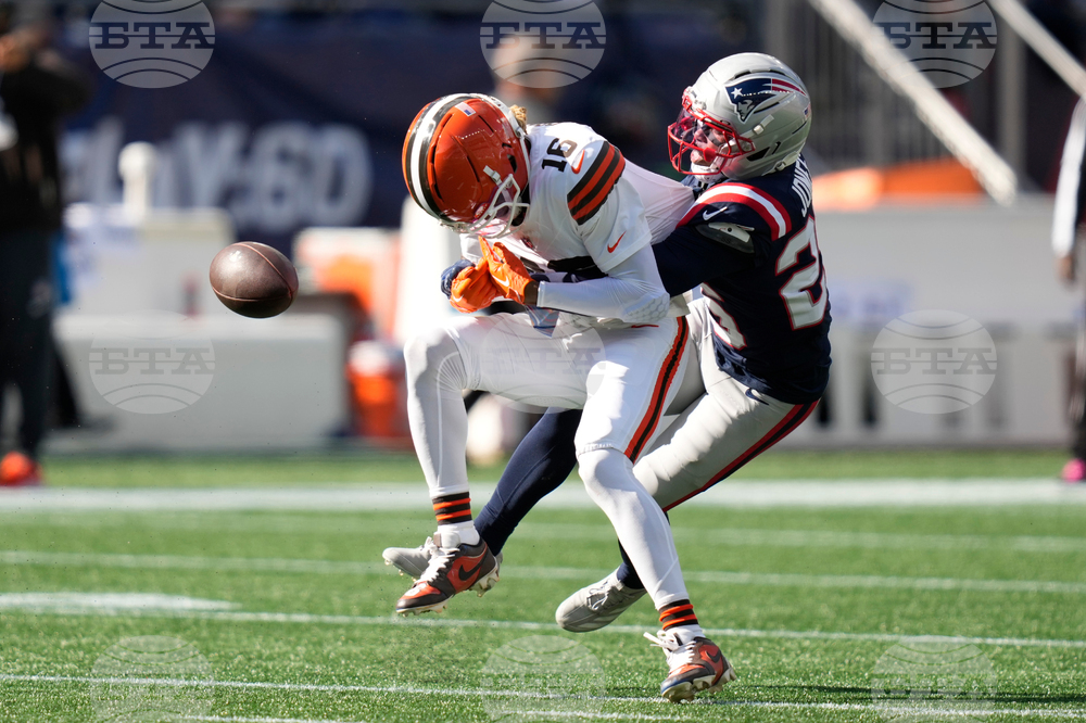 Browns Patriots Football