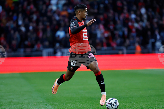 Пол Погба се завърна на терена като професионален футболист при тежка загуба на Монако като гост на Рен във френското първенство