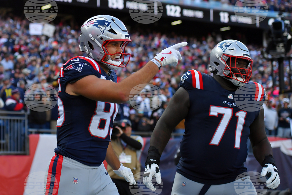 Browns Patriots Football