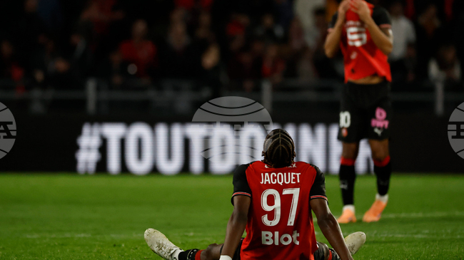 Манчестър Юнайтед следи двама футболисти на Рен