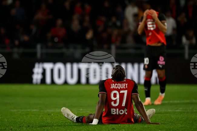 Манчестър Юнайтед следи двама футболисти на Рен