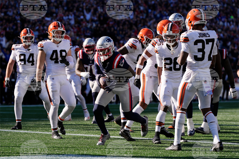Browns Patriots Football