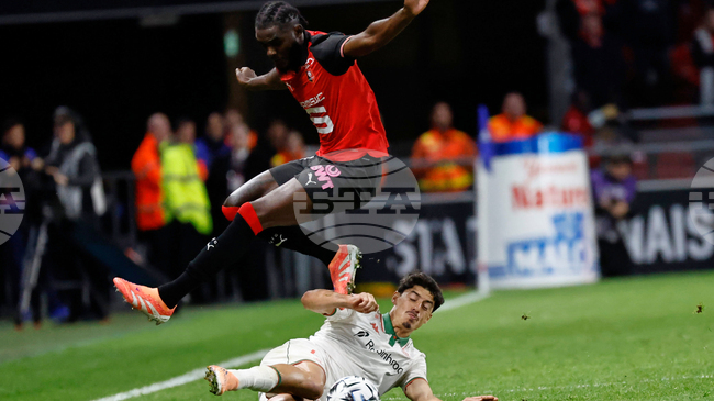 Късен гол на Бреел Емболо донесе успеха на Рен над ФК Париж в Лига 1