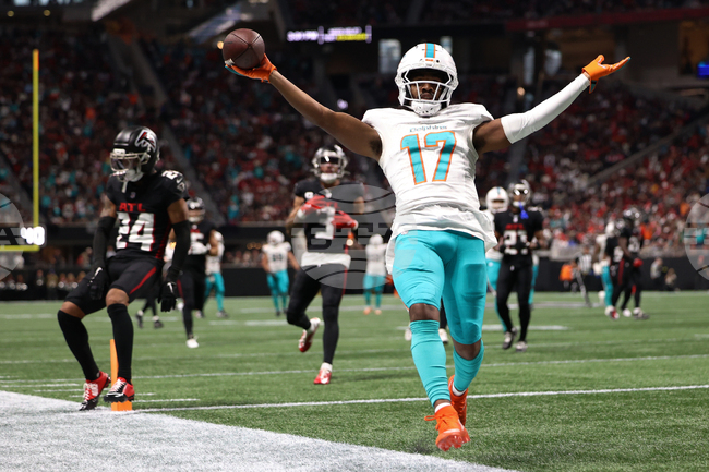 APTPOIX Dolphins Falcons Football