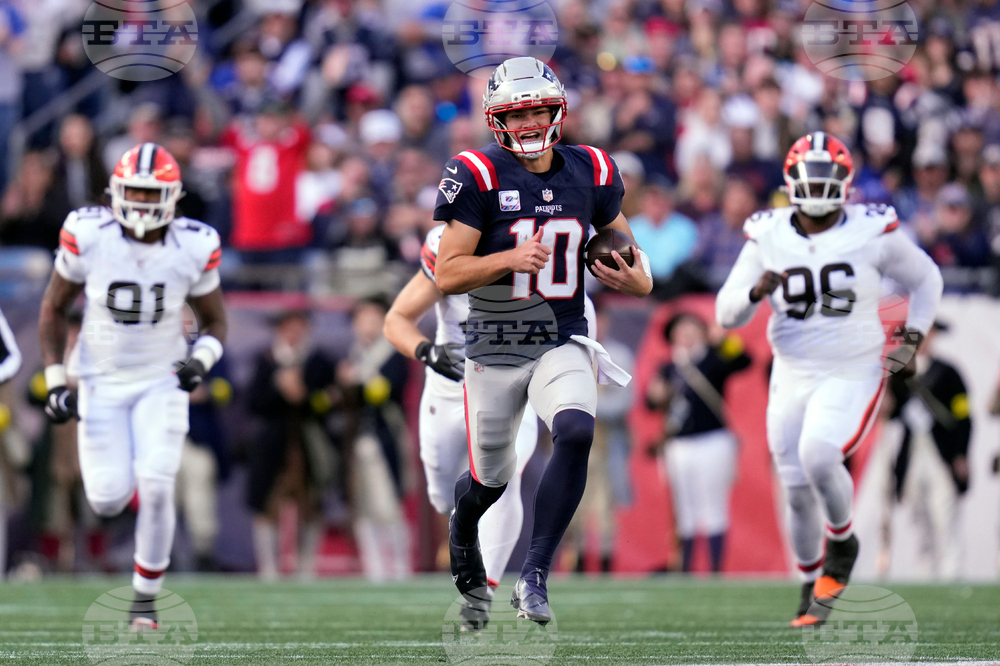 Browns Patriots Football