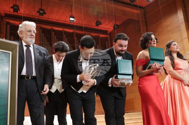  Грузинското мецосопрано Екатерина Буачидзе и румънският баритон Михай Дамян са лауреатите на „Опералия“ в София