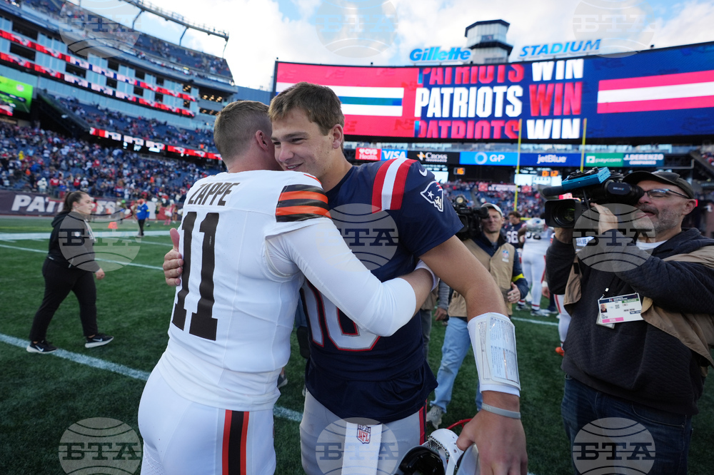 Browns Patriots Football