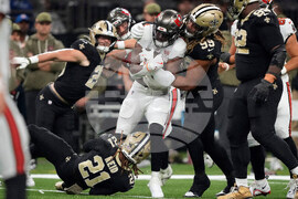 Buccaneers Saints Football