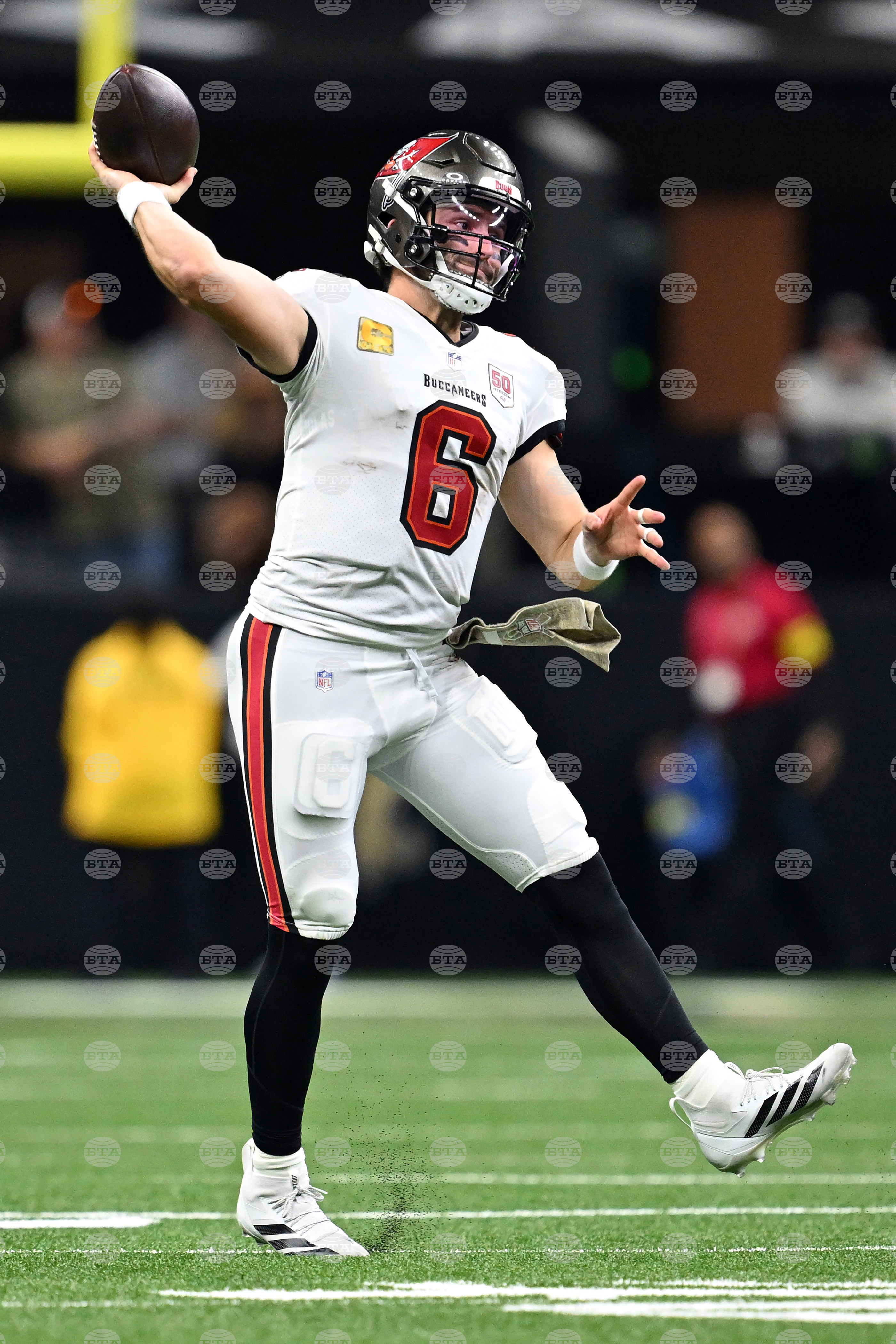 Buccaneers Saints Football