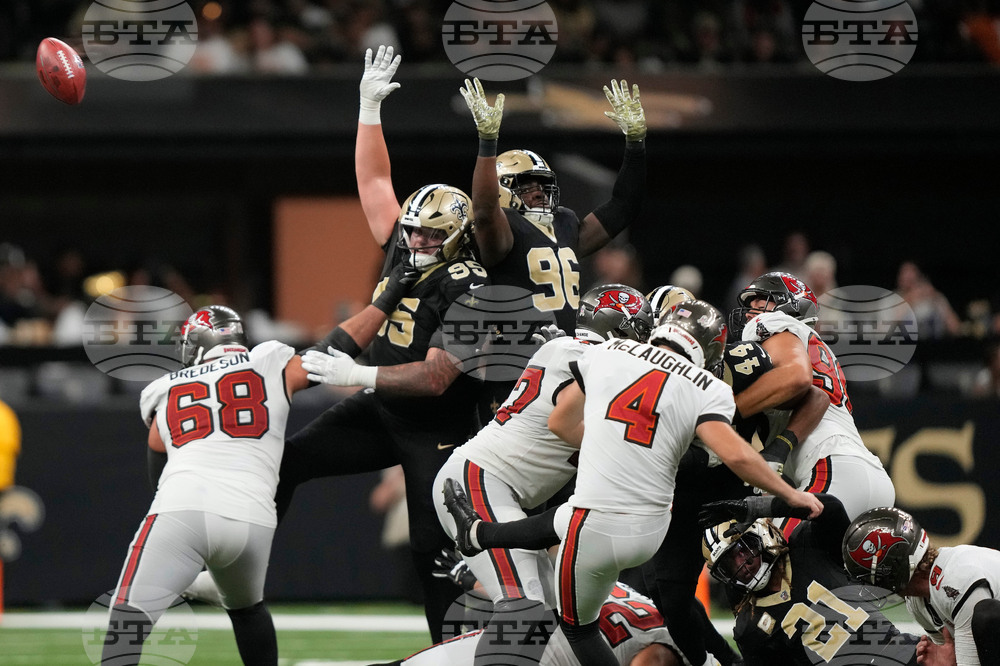 Buccaneers Saints Football