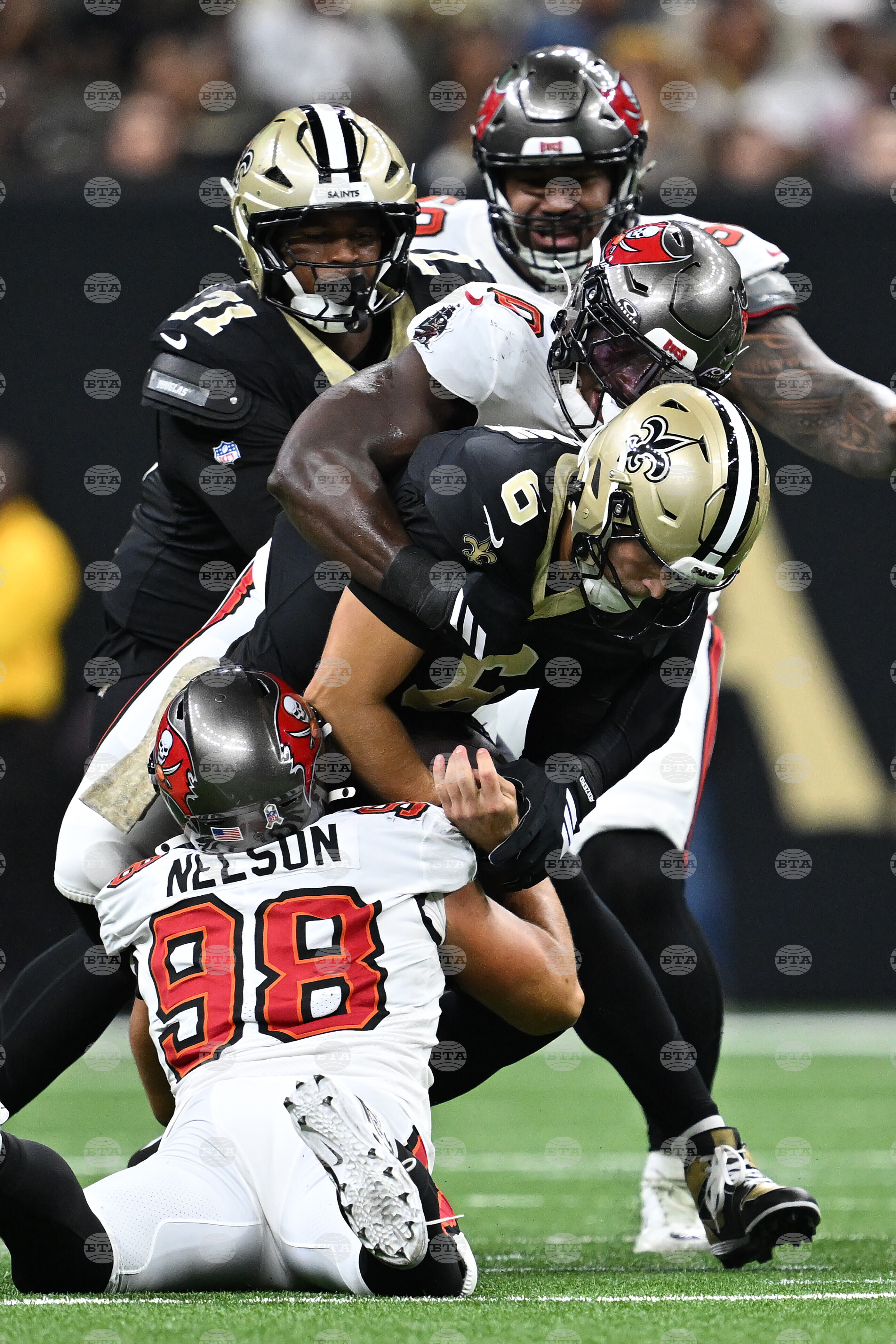 Buccaneers Saints Football
