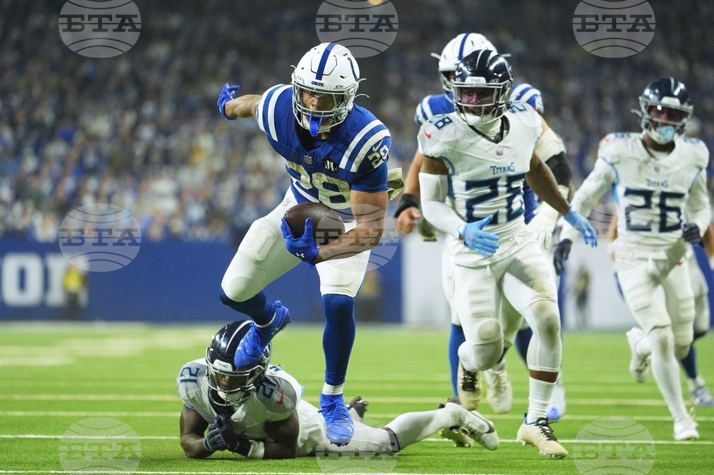 APTOPIS Titans Colts Football