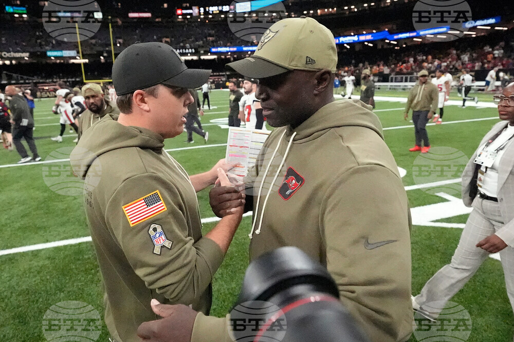 Buccaneers Saints Football