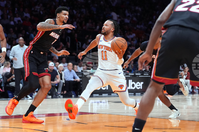 Knicks Heat Basketball