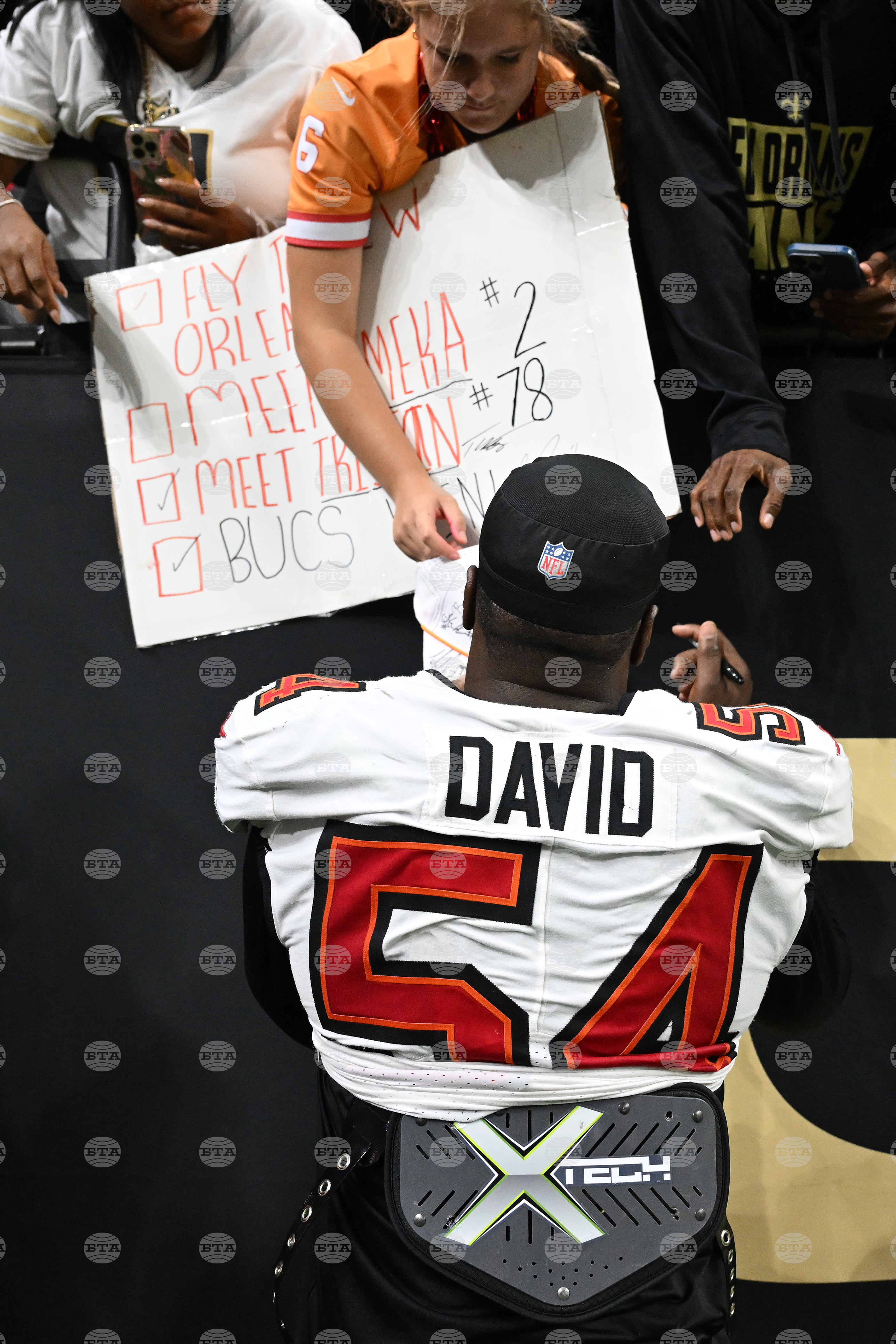 Buccaneers Saints Football