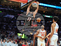 Knicks Heat Basketball