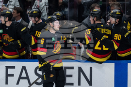 Oilers Canucks Hockey