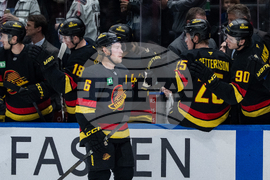 Oilers Canucks Hockey