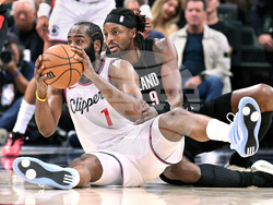 Trailblazers Clippers Basketball