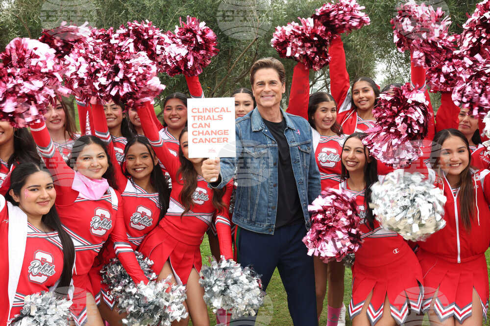 Rob Lowe at Komen MORE THAN PINK Walk in Los Angeles