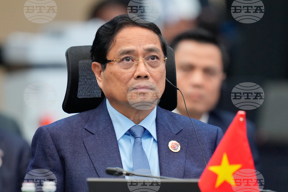 ВНА: Виетнамският премиер се срещна с виетнамските посланици в Бруней, Камбоджа, Индонезия, Малайзия, Филипините и Тайланд 