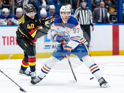 Oilers Canucks Hockey