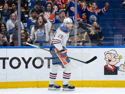 Oilers Canucks Hockey