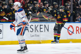 Oilers Canucks Hockey