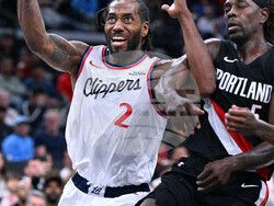 Trailblazers Clippers Basketball