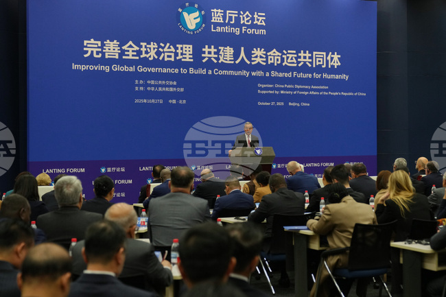 Китай заяви, че американската блокада на иранските пристанища е „опасна и безотговорна“