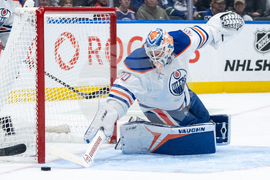 Oilers Canucks Hockey