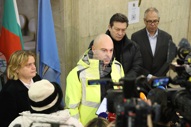 Продължава кризисната организация по сметосъбирането в „Люлин“ и „Красно село“, съобщи зам.-кметът Надежда Бобчева 