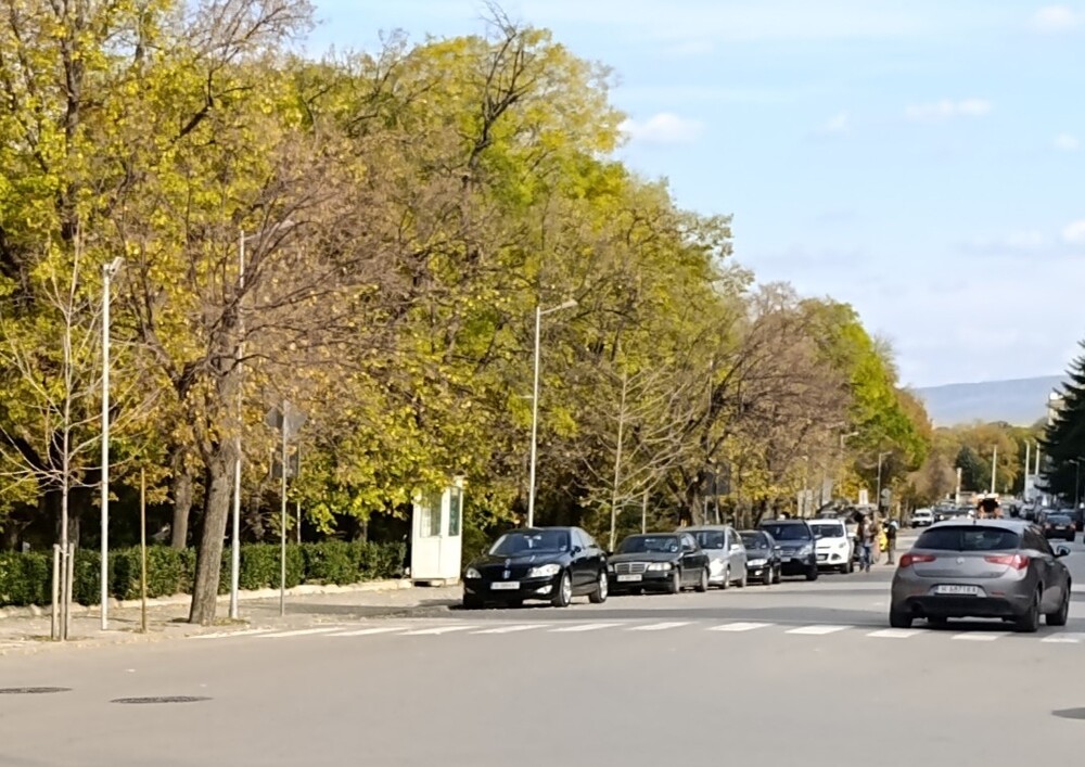 По предложение на граждани: Дали в Шумен да се въведе еднодневно паркиране срещу 6,00 лв., решава Общинският съвет на 30 октомври