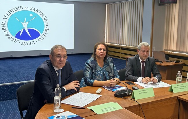 Министър Гуцанов: 2837 деца са родили деца за година. Това трябва да спре