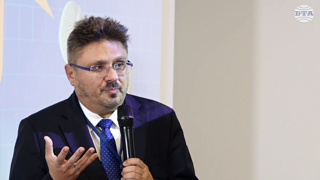 Никой не може да замени знаещия журналист, каза Кирил Вълчев, който откри четвъртото издание на обучението за млади репортери