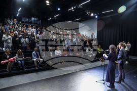 РУО-София - ключ на знанието - учители - връчване