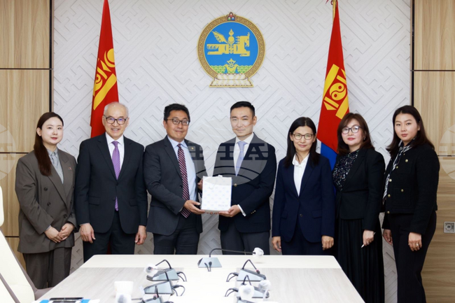 МОНЦАМЕ: Монголия ще си сътрудничи с Китай, Южна Корея и ООН за справяне с последиците от зачестяващите пясъчни бури