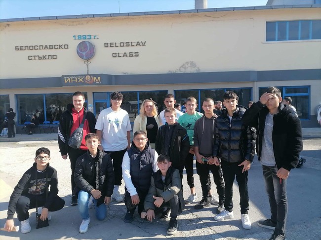 Иновационен лагер на ПГТС „Христо Смирненски“ в Белослав