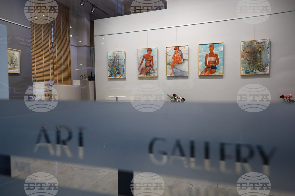 Бургас - Анелия Николова - изложба живопис