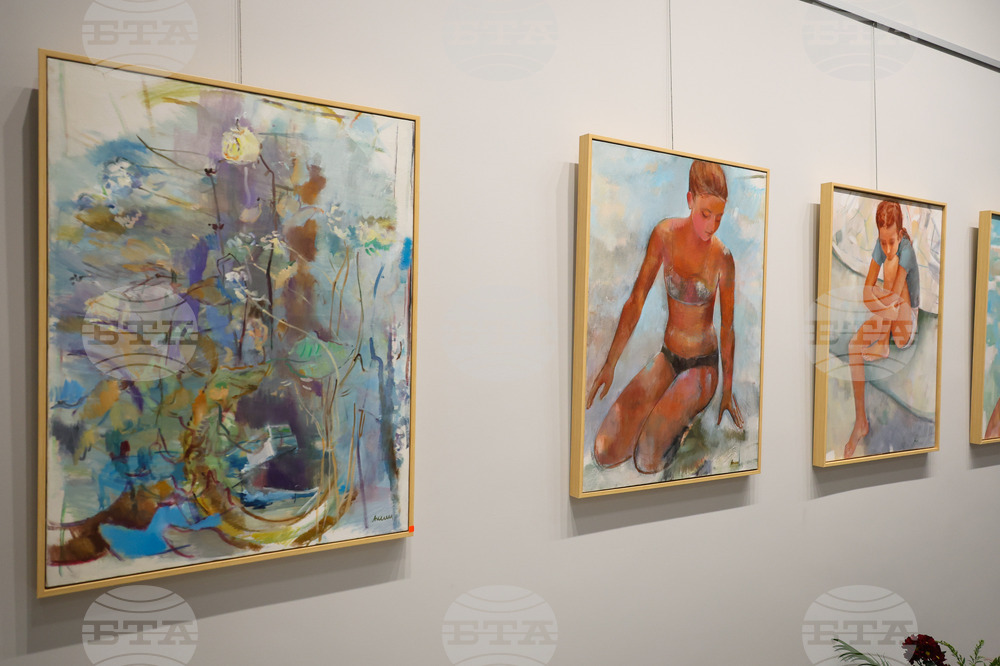 Бургас - Анелия Николова - изложба живопис